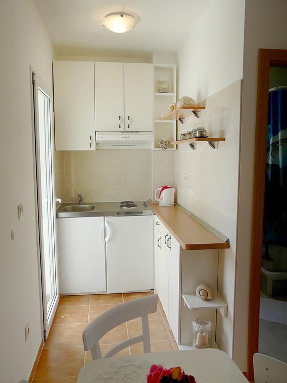 Apartment Luna Drvenik  Cameră foto