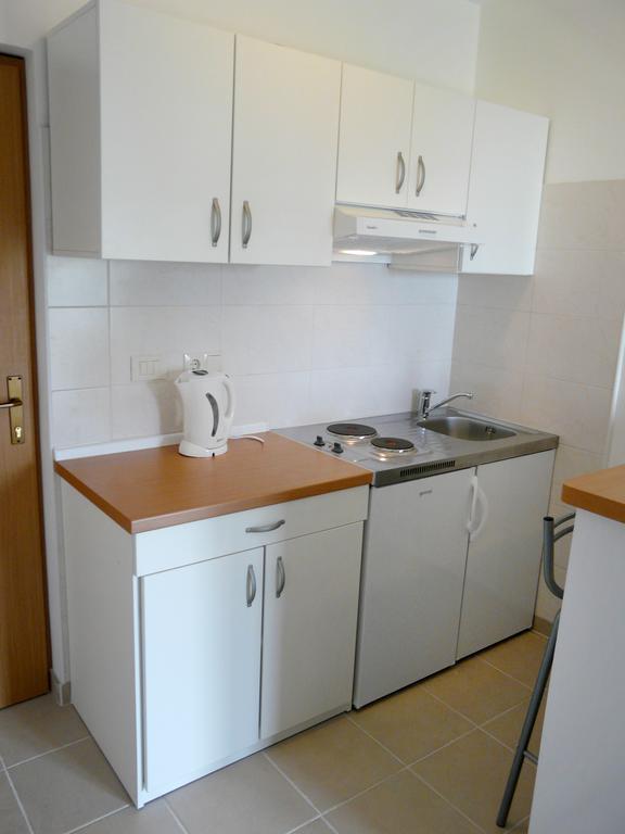 Apartment Luna Drvenik  Cameră foto